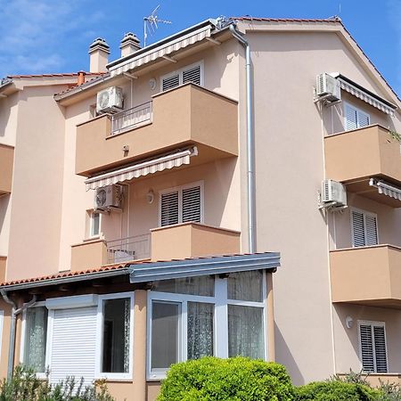 Rooms Magdalena Krk Кърк Екстериор снимка