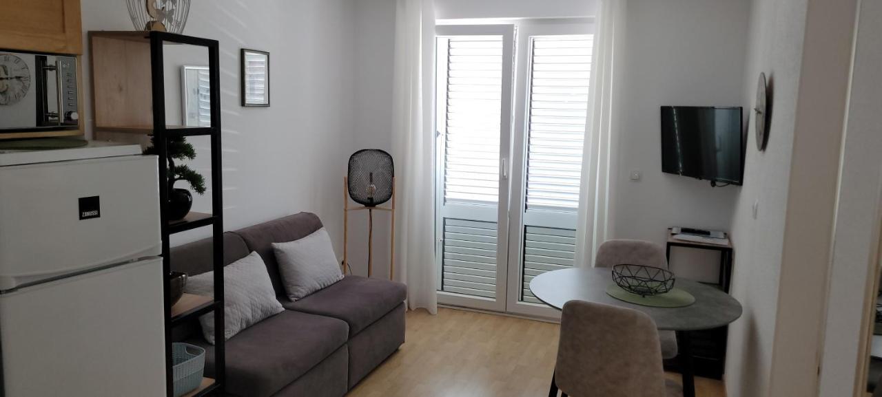 Rooms Magdalena Krk Кърк Екстериор снимка