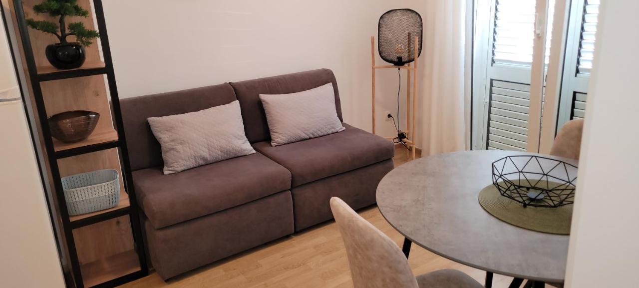 Rooms Magdalena Krk Кърк Екстериор снимка