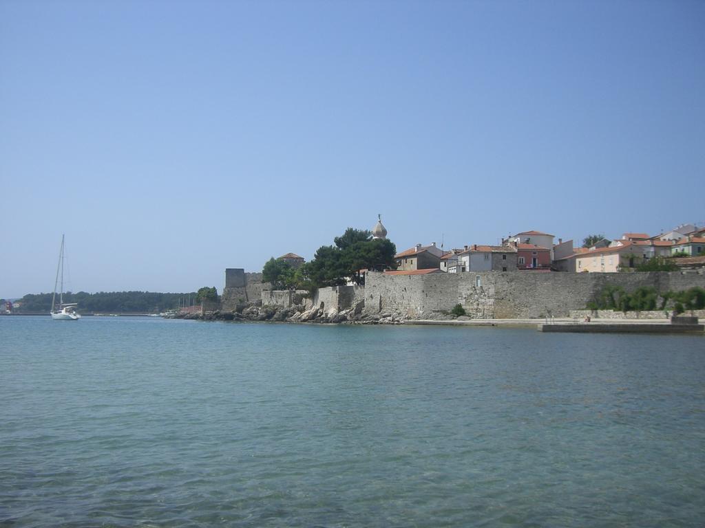 Rooms Magdalena Krk Кърк Екстериор снимка
