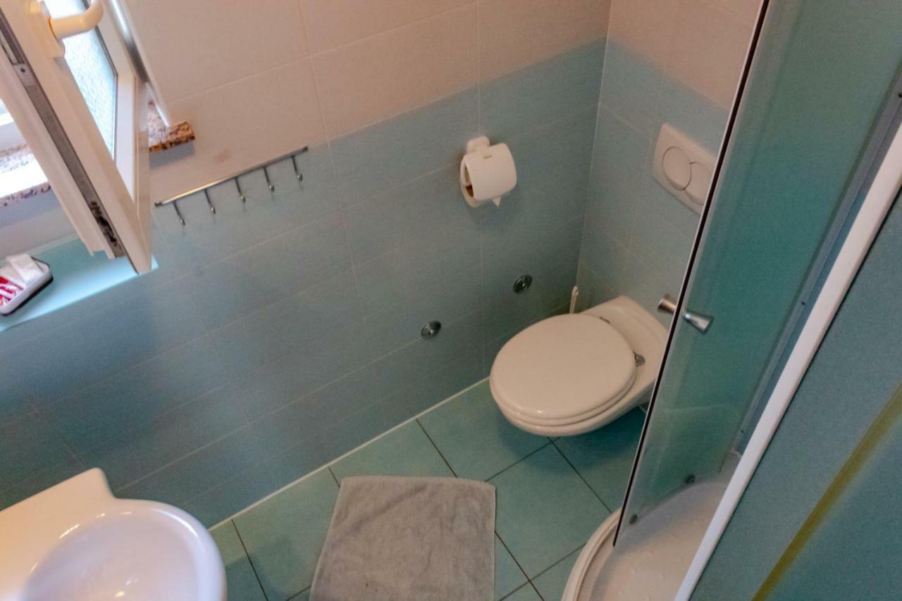 Rooms Magdalena Krk Кърк Екстериор снимка